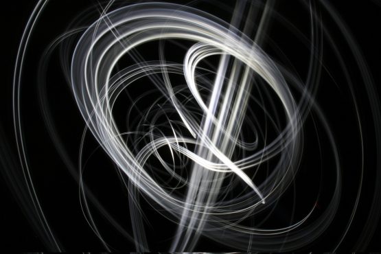 lighttraces01 555x370 - lighttraces