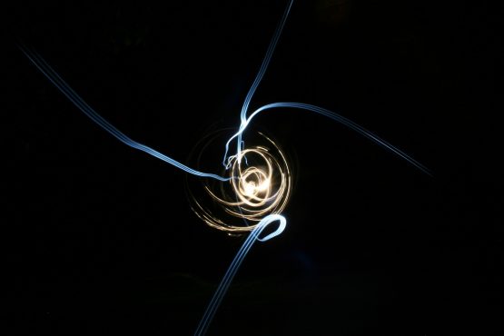 lighttraces02 555x370 - lighttraces